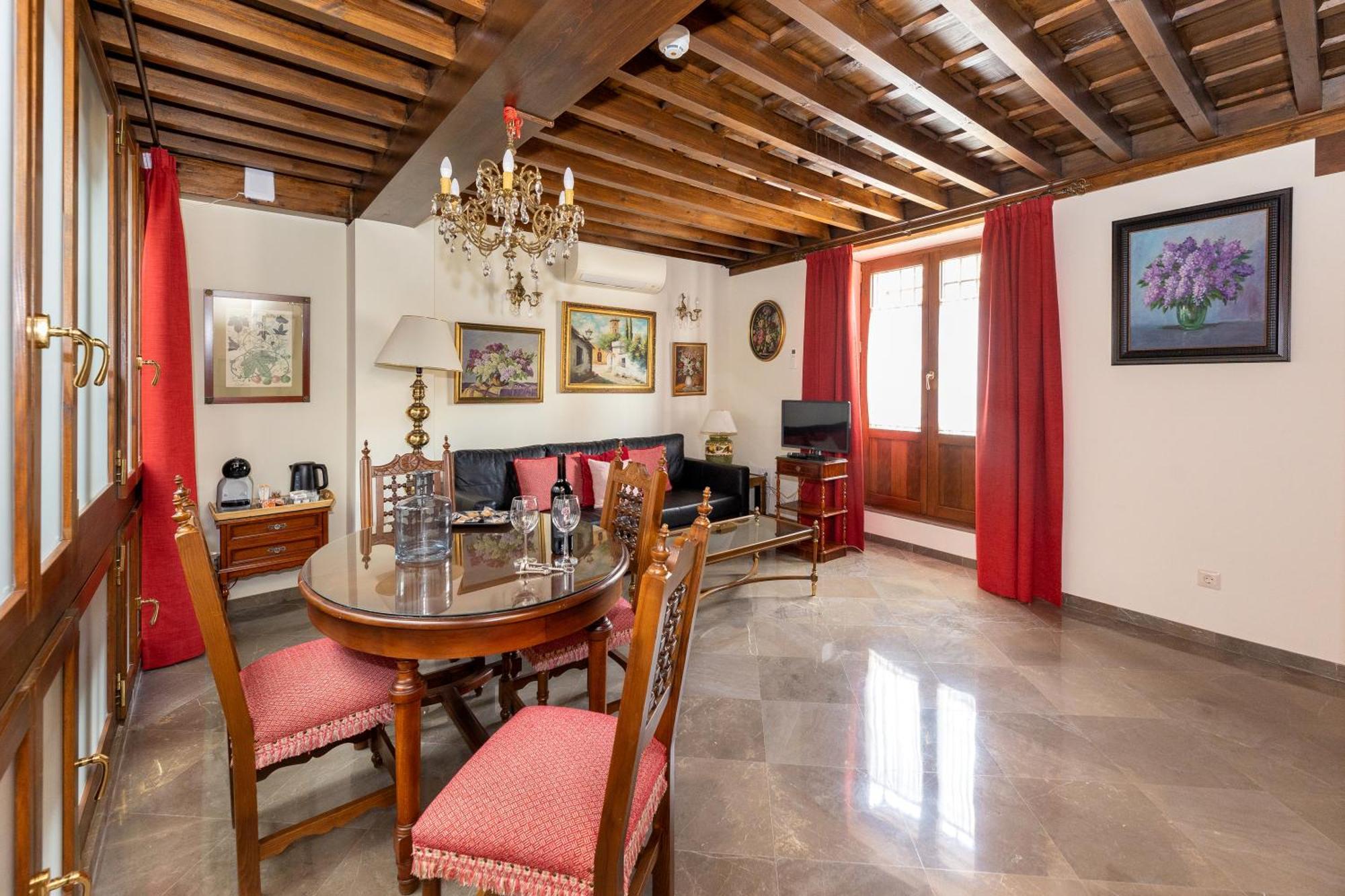 Apartamentos En Pleno Centro, Aljibe Rodrigo Del Campo 1A Granada Exteriör bild