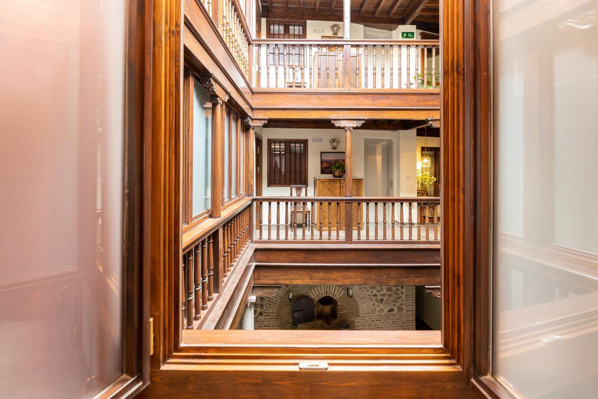 Apartamentos En Pleno Centro, Aljibe Rodrigo Del Campo 1A Granada Exteriör bild
